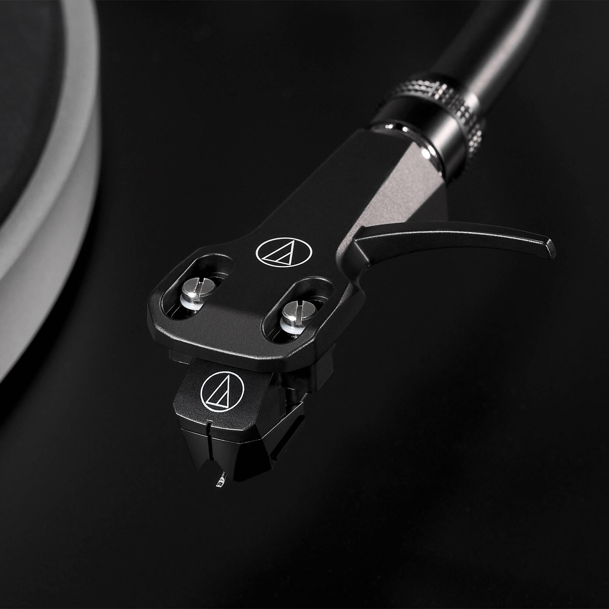 Audio-Technica AT-LP5X Fully Manual Stereo Turntable