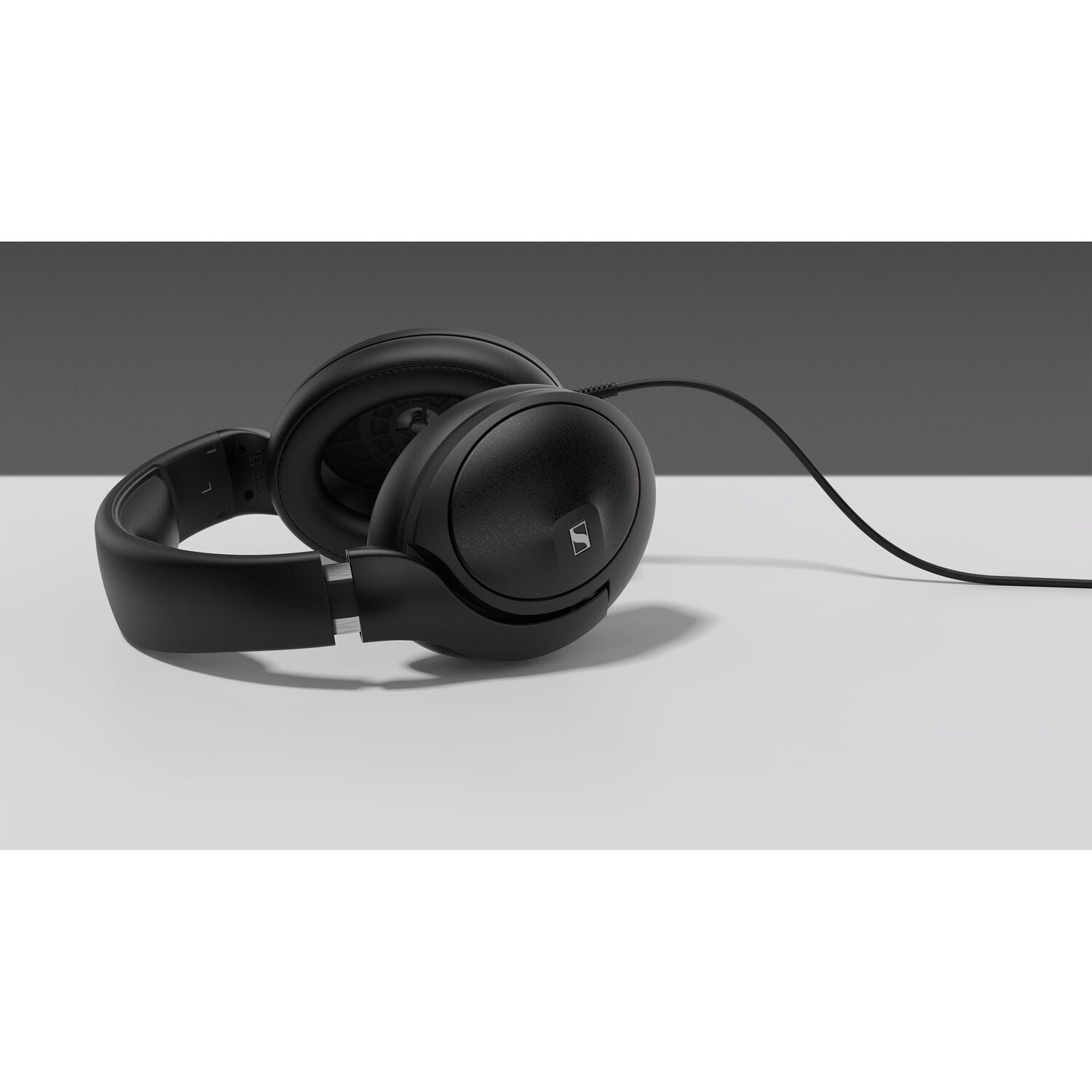 Sennheiser HD 620S Closed Back Headphones