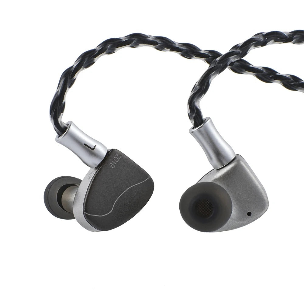 Shop for the Best Headphones and Earphones Under Rs. 10 000